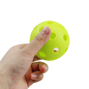 Pala de Pickleball Giratoria de 40 Orificios de Gran Venta con Pelotas para Exteriores, Juguete de Pistola de Pelotas para Deportes y Entretenimiento - Product Image 4