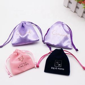 Pochette en satin luxueuse parfumée à la lavande avec cordon de serrage, emballage cadeau avec une texture de satin exceptionnelle - Product Image 6