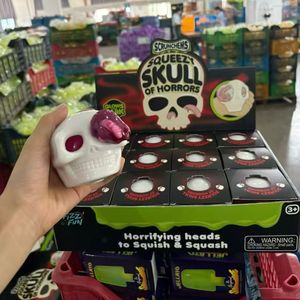 Juguete Blandito de Calavera de Terror de Halloween, Juguete Sensorial de Compresión de Subida Lenta para Aliviar el Estrés, Regalos de Halloween para Adultos - Product Image 3