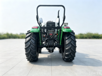 Tractor Agrícola con Estándar de Emisiones Etapa II para Uso en Grandes Campos Agrícolas y Huertos