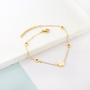 กำไลข้อมือลายดอกไม้แบบมินิมอลทันสมัย สแตนเลสสตีล ของขวัญเครื่องประดับสำหรับผู้หญิง หรูหราเบาๆ อินเทรนด์ ระดับไฮเอนด์ - Product Image 3