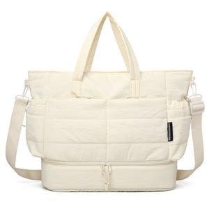Sac de transport coréen léger matelassé grande capacité avec doubles poches latérales pour bouteilles d'eau et rangement multicouche pour courts séjours d'affaires - Product Image 4