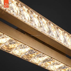โคมไฟระย้าคริสตัลทรงกลมหรูหรา รุ่น Linear Pendant Light สีบรอนซ์โบราณขัดเงา สำหรับบ้านพักตากอากาศ - Product Image 4