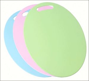 Planche à découper ovale en plastique épais écologique avec logo personnalisé - Product Image 1