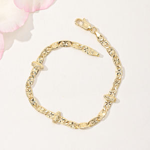 Pulsera Vintage Religiosa <span class=keywords><strong>de</strong></span> Latón Chapado en Oro con Mariposa, Brazalete <span class=keywords><strong>de</strong></span> Cobre con Dije <span class=keywords><strong>de</strong></span> la <span class=keywords><strong>Virgen</strong></span> <span class=keywords><strong>de</strong></span> <span class=keywords><strong>Guadalupe</strong></span> - Product Image 5