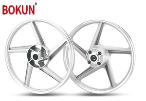 Rines de Aleación de Aluminio Forjado para Motocicleta de Cinco Radios de 18 Pulgadas Serie <span class=keywords><strong>Bokun</strong></span> - Product Image 3