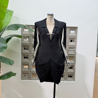 Nouvelle tenue élégante pour le bureau d'automne avec col à revers et plis irréguliers, robe sans manches pour femme