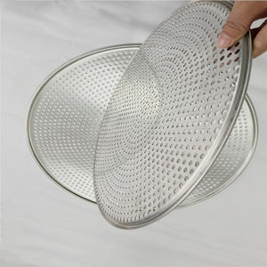 8-18 pollici di alta qualità tondino per <span class=keywords><strong>Pizza</strong></span> in legno personalizzabile con Logo piatto teglia per <span class=keywords><strong>Pizza</strong></span> <span class=keywords><strong>Set</strong></span> di utensili da cucina in alluminio perforato - Product Image 3