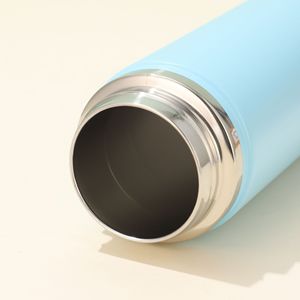 Botella de agua aislada de acero inoxidable 304 de gran capacidad, portátil, para senderismo y deportes al aire libre - Product Image 2