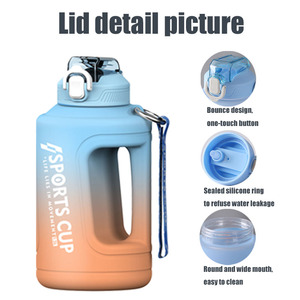 Borraccia sportiva sana da 1,5 litri di capacità creativa adatta a varie attività all'aperto comoda bottiglia d'acqua - Product Image 2