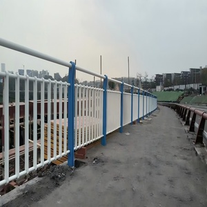 התאמה אישית גבוהה עקשנות פלדה גשר רכבת רכבת נגד התרסקות מחסום הכביש עבור כביש כביש מהיר יישום מעקה גשר עמיד - Product Image 4