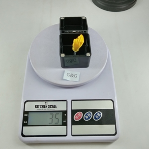 Scatola di forniture per le vacanze di Natale con il dito medio saluto figurina divertente - Product Image 6