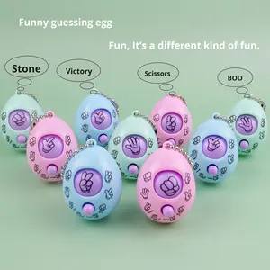 Venta al por mayor juguetes de cápsula de plástico de 75 mm de estilo clásico para juego de adivinanzas de dedo de huevo con patrón de anillo clásico para regalo de Juego - Product Image 5