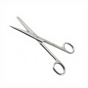 กรรไกรตัดผ้าพันแผลสำหรับพยาบาล SOLINGMED SURGICAL รุ่น Gt-HF 00030 ผลิตจากเหล็กกล้าคุณภาพสูง ใช้ซ้ำได้ ได้รับการรับรองมาตรฐาน Class I และ CCC - Product Image 3