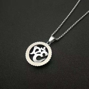 ยูนิค สร้อยคอจี้โอ๊มสแตนเลสสตีล ประดับเพชร ของขวัญสำหรับทุกเพศ - Product Image 5