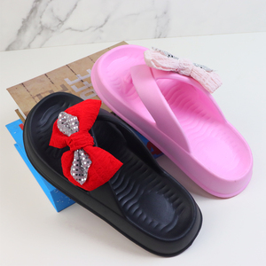 Dernier style de chaussures à <span class=keywords><strong>claquettes</strong></span> Babouche Femme Prix de gros Pantoufles tongs <span class=keywords><strong>pour</strong></span> <span class=keywords><strong>femmes</strong></span> - Product Image 4