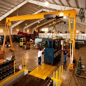 Grúa Pórtico Móvil Universal de 5 Toneladas sobre Neumáticos con Polipasto Eléctrico y Vano de 15m - Product Image 2