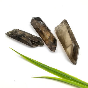 Varitas de cristal al por mayor a granel naturales, varita de cuarzo ahumado crudo en bruto, cristales de palo, punto ahumado para Decoración - Product Image 2