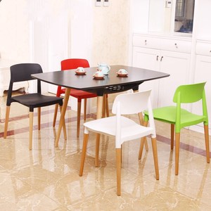 Elegante Tavolo da Pranzo in Legno con 4 Sedie, Bianco, Stile Nordico, con Vano Portaoggetti, Moderno - Product Image 5