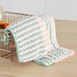 Paños de Limpieza de Felpa Coral Ondulada, Súper Absorbentes y Sin Pelusas, Toallas de Microfibra Multiusos para Limpieza del Hogar y la Cocina - Product Image 2