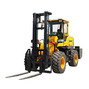 Chariot élévateur tout-terrain diesel 4x4 de 2 tonnes FR-2500 - Product Image 3