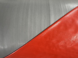 Bâche en PE imperméable MILLION 190 g/m² résistante au soleil, argentée, pour camions, entrepôts, construction et agriculture - Product Image 3