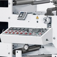 Machine d'impression automatique d'étiquettes autocollantes en rouleau prix de la machine d'impression par rotogravure pour l'emballage alimentaire d'étiquettes auto-adhésives en papier