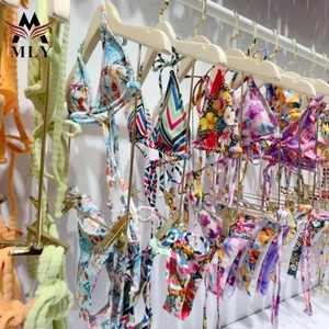 Traje de Baño Personalizado para Mujer OEM de Gran Venta con Estampado Personalizado Bikini de Dos Piezas sin Espalda - Product Image 2