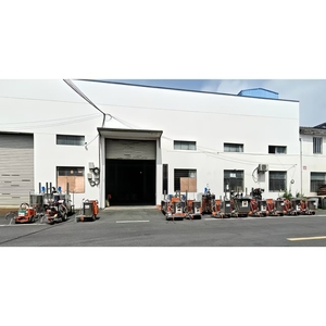 Máquina marcadora de <span class=keywords><strong>línea</strong></span> termoplástica de alta velocidad para aligerar el tráfico directo de fábrica - Product Image 5