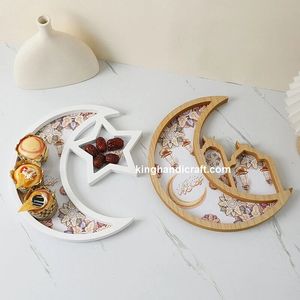 Plateau de service en bois bohème artisanal avec incrustation de nacre, design flexible pour le Ramadan, l'Aïd Moubarak, nourriture et boissons - Product Image 5