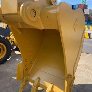 สินค้าขายดี รถขุดขนาดเล็กแบบตีนตะขาบ รุ่น Cat320 ดีไซน์ใหม่ พร้อมบุ้งกี๋ขุดและหัวเจาะไฮดรอลิก - Product Image 3