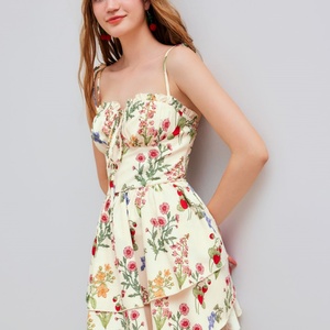 Vestido de mujer Fabricación personalizada Estampado de frutas florales con cordones en capas Borde de volantes Mini vestido Vestido de Dama - Product Image 5