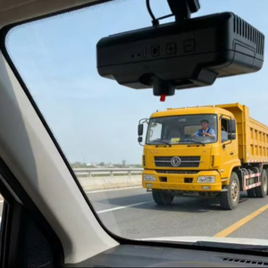 Cámara para Auto de Alta Tecnología 4G ADAS DMS con Doble Lente, 4 Canales, Chip MTK8666, Android 10.1, 512GB, 1080P, Botón SOS, Cámara de Retrovisor, 1 Año de Garantía - Product Image 1