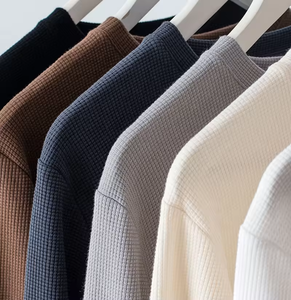 Maglietta a Maniche Lunghe in Cotone 100% di Alta Qualità, Tessuto Waffle, Pesante, Tinta Unita, Moda Uomo, Vendita all'Ingrosso - Product Image 2