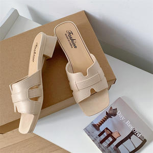 Nouvelles <span class=keywords><strong>pantoufles</strong></span> de loisirs à semelle en PVC avec doublure en PVC et <span class=keywords><strong>talon</strong></span> moyen, style tendance, vente en gros - Product Image 2