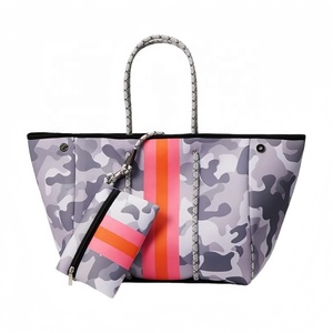 <span class=keywords><strong>กระเป๋า</strong></span>ผ้านีโอพรีนสำหรับผู้หญิง<span class=keywords><strong>กระเป๋า</strong></span>ชายหาดแบบเจาะรูกระเป๋าขนาดเล็ก<span class=keywords><strong>กระเป๋า</strong></span>ผ้านีโอพรีนออกแบบได้ตามต้องการ - Product Image 1