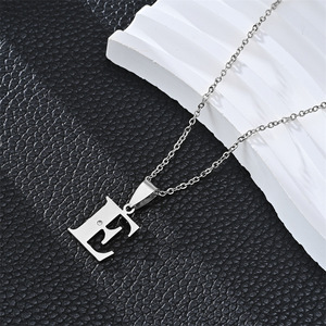 Nhà Máy Bán Hàng Trực Tiếp Bạc Thư Mặt Dây Chuyền Vòng Cổ Thép Không Gỉ Trang Sức Phụ Nữ Ban Đầu Chữ Dây Chuyền - Product Image 5