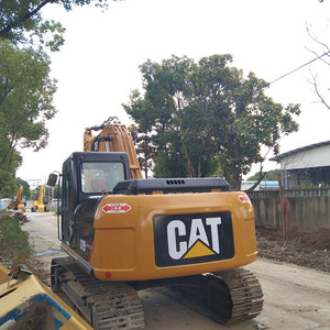 รถขุด CAT312D ขนาด 12 ตัน พร้อมบุ้งกี๋ขุดขนาด 0.6 ลูกบาศก์เมตร รถขุดตีนตะขาบ CAT312D มือสอง - Product Image 3