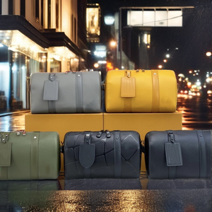 Bolso Bandolera de Diseño de Lujo Personalizado para Hombre, de Cuero Patentado a Rayas, Bolsos de Diseñador al por Mayor - Product Image 2