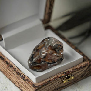 حجر نيزكي خشن أشكال متنوعة الأحجام لتزيين أحجار النيزك الخام زخرفة - Product Image 5