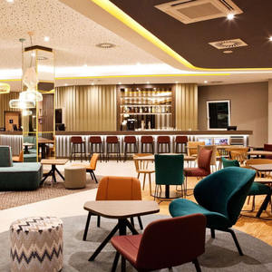 Fornitura produttore cinese Guangzhou sala da pranzo Hotel Bar tavolo altri mobili ristorante e sedia da Bar - Product Image 1