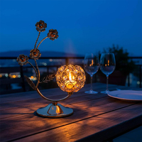 Magnifique support de bougie en verre floral avec paillettes dorées et cristaux pour mariage et fête / Chandelier