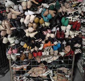 รองเท้าส้นสูงมือ<span class=keywords><strong>สอง</strong></span>คุณภาพดีสำหรับผู้หญิง รองเท้าส้นสูงผู้หญิง<span class=keywords><strong>มือ</strong></span><span class=keywords><strong>สอง</strong></span>ขายส่ง รองเท้าส้นสูงหนังมือ<span class=keywords><strong>สอง</strong></span>สำหรับผู้หญิง - Product Image 4