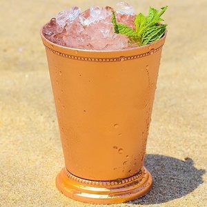 Vaso de Cobre Hecho a Mano PARIJAT HANDICRAFT de 12 Onzas, Diseño Sólido, Reutilizable, Bellamente Elaborado, para Moscow Mules y Mint Julep - Product Image 2