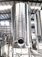 Réservoir de mélange de jus et de boissons en acier inoxydable de qualité alimentaire de 10 m3 avec chauffage/refroidissement, réservoir de mélange avec agitateur