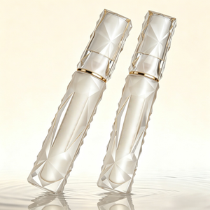 Nuevos Tubos de Brillo Labial <span class=keywords><strong>Transparentes</strong></span> de Cristal, Tubos de Brillo Labial Únicos de 2 ml con Aplicador - Product Image 5