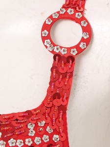 Haut de danse orientale pour femme, style halter, crop top, pour spectacles, fêtes, compétitions, Samba, Cha-Cha, soirées dansantes et soirées musicales en boîte de nuit - Product Image 4