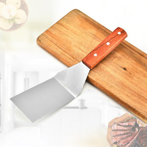 Espátula pesada <span class=keywords><strong>para</strong></span> plancha, accesorios <span class=keywords><strong>con</strong></span> mango de madera, espátula de acero inoxidable y raspador de plancha <span class=keywords><strong>para</strong></span> parrilla plana de hierro fundido <span class=keywords><strong>para</strong></span> barbacoa - Product Image 3