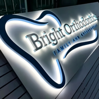 Enseigne LED de salon, lettres rétroéclairées Halo, signalétique de façade pour magasin de beauté, éclairage de bord lumineux pour salon de coiffure, publicité nocturne
