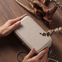 Étui à bijoux de voyage pour femmes avec cuir Pu et design compact-Solution de rangement d'accessoires à transporter
